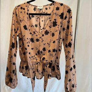 Women’s Sienna Sky Nude and Black Floral V-Neck Peplum Blouse